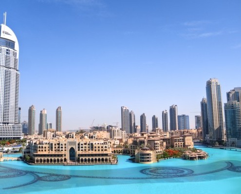 A-view-of-Dubai-Mall-600x400